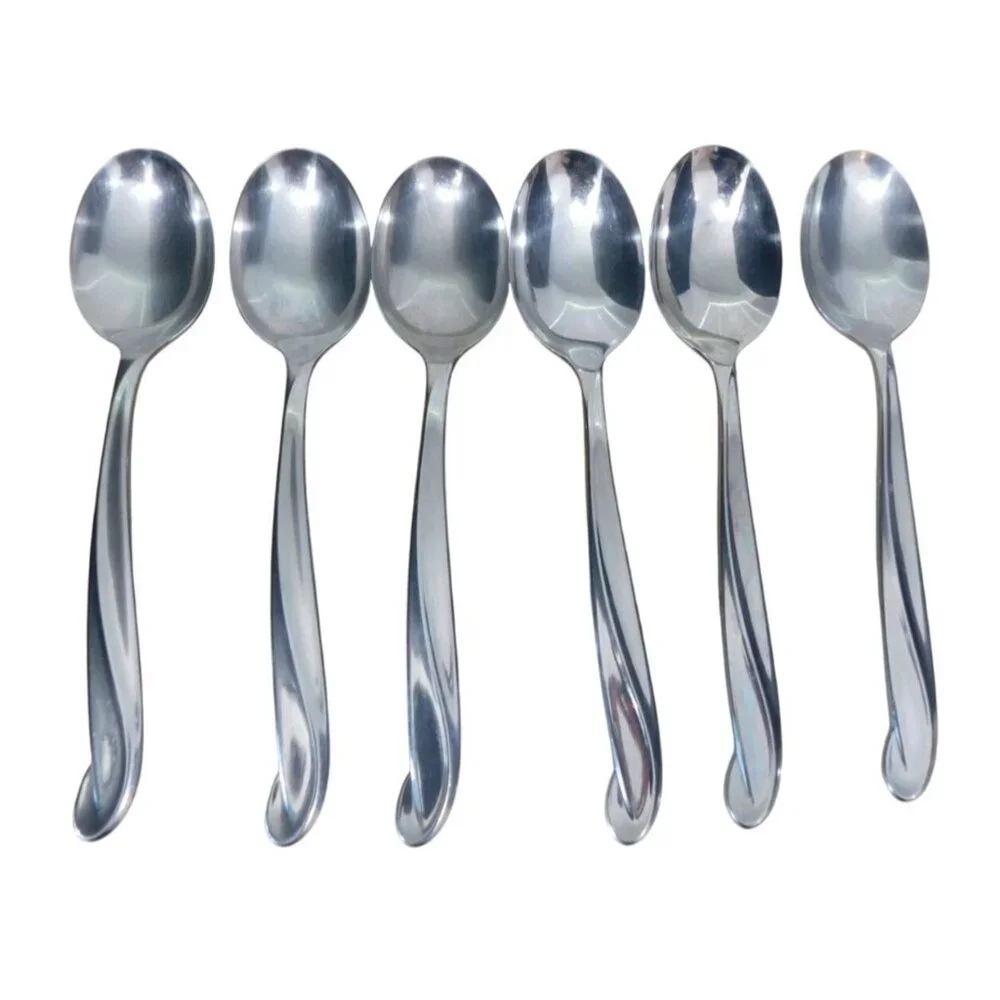Lot of 11 International Stainless USA Space Pattern Spoons 5.75